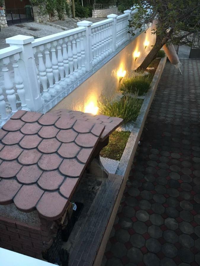 Apartmani Nada Klenovica Eksteriør bilde