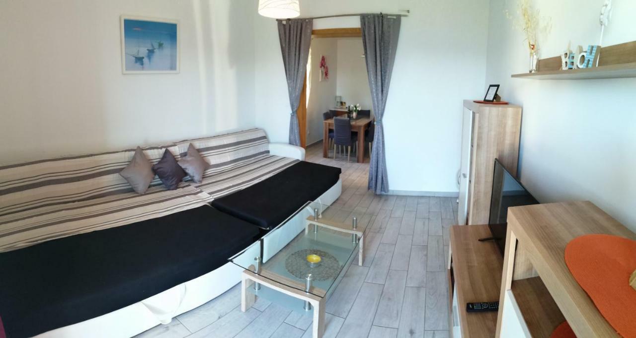 Apartmani Nada Klenovica Eksteriør bilde